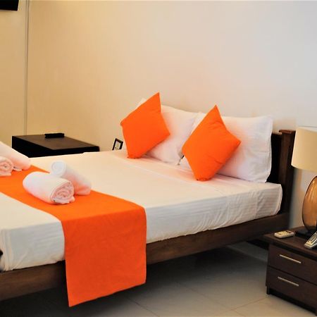 Prego Suites Ettukala Ngoại thất bức ảnh