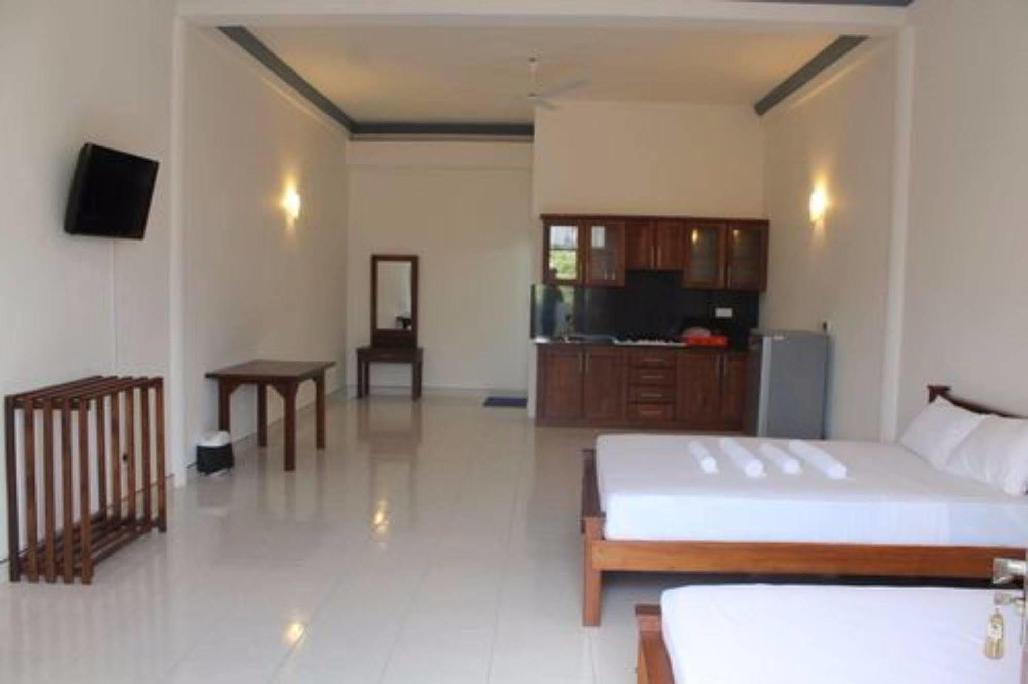 Prego Suites Ettukala Ngoại thất bức ảnh