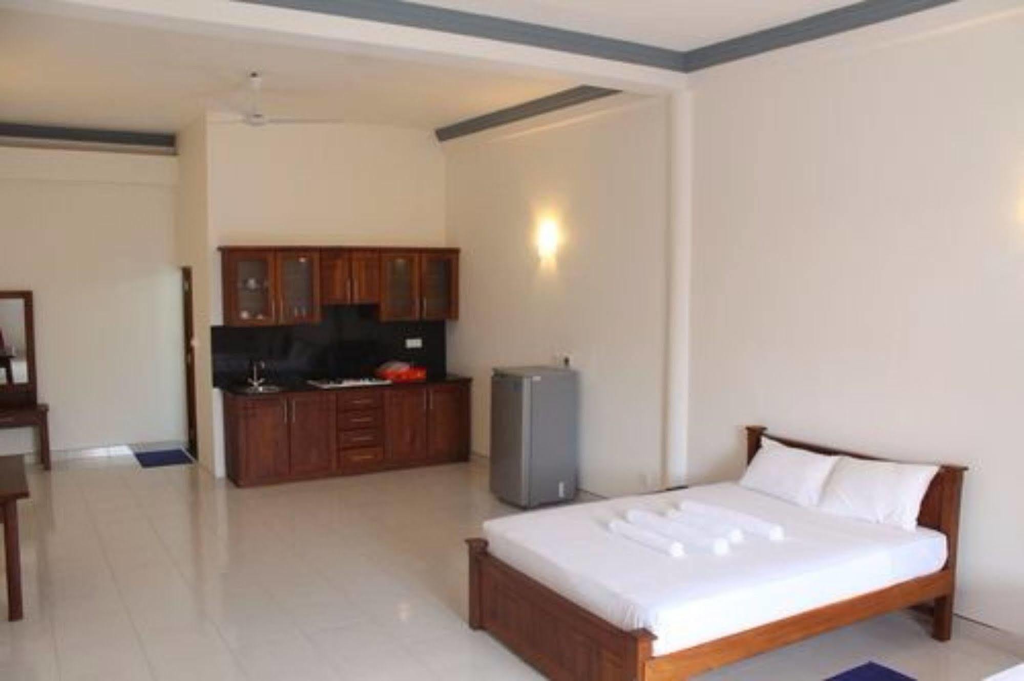 Prego Suites Ettukala Ngoại thất bức ảnh