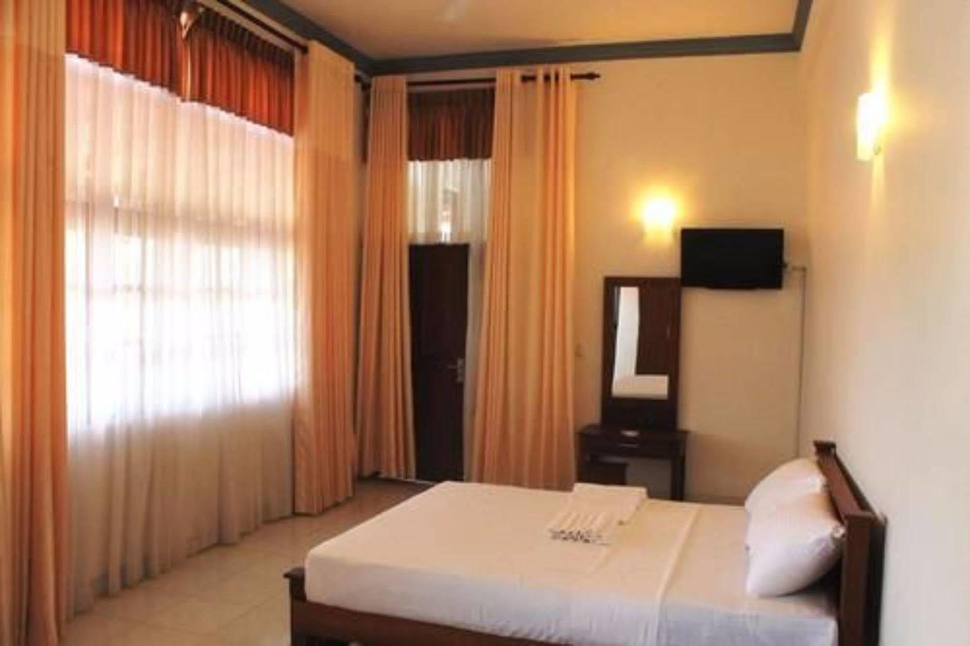 Prego Suites Ettukala Ngoại thất bức ảnh